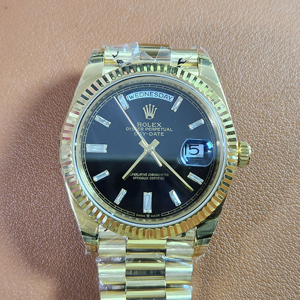 【XT製  ロレックスコピー】 デイデイトM228238-0004 ブラック 41mm 洗練された存在感